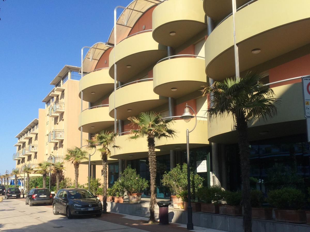 Residence Myricae Bellaria-Igea Marina Extérieur photo
